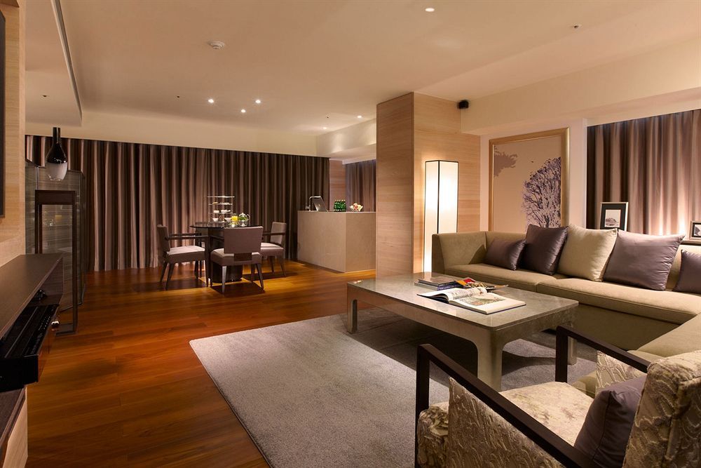 Hotel Cozzi Minsheng Taipei Bagian luar foto