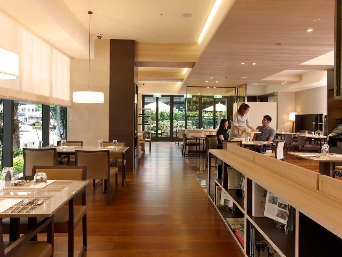 Hotel Cozzi Minsheng Taipei Bagian luar foto